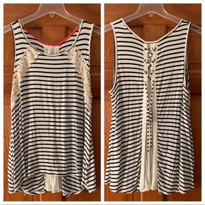 ‼️LAST CHANCE‼️ Xhilaration Blue & White Striped Tank w/ Front/Back Detailing